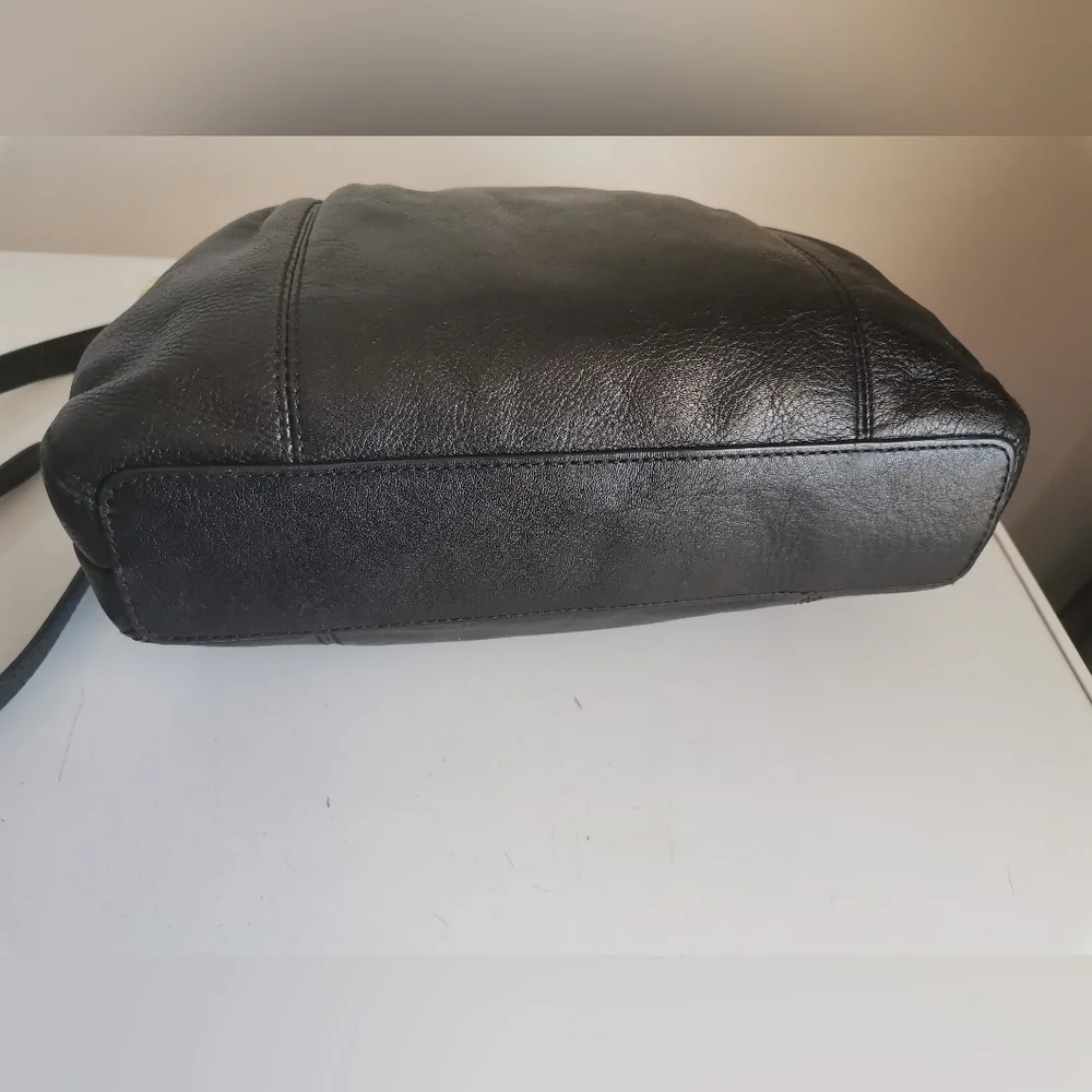 Coach Ashley Crossbody/ Handbag